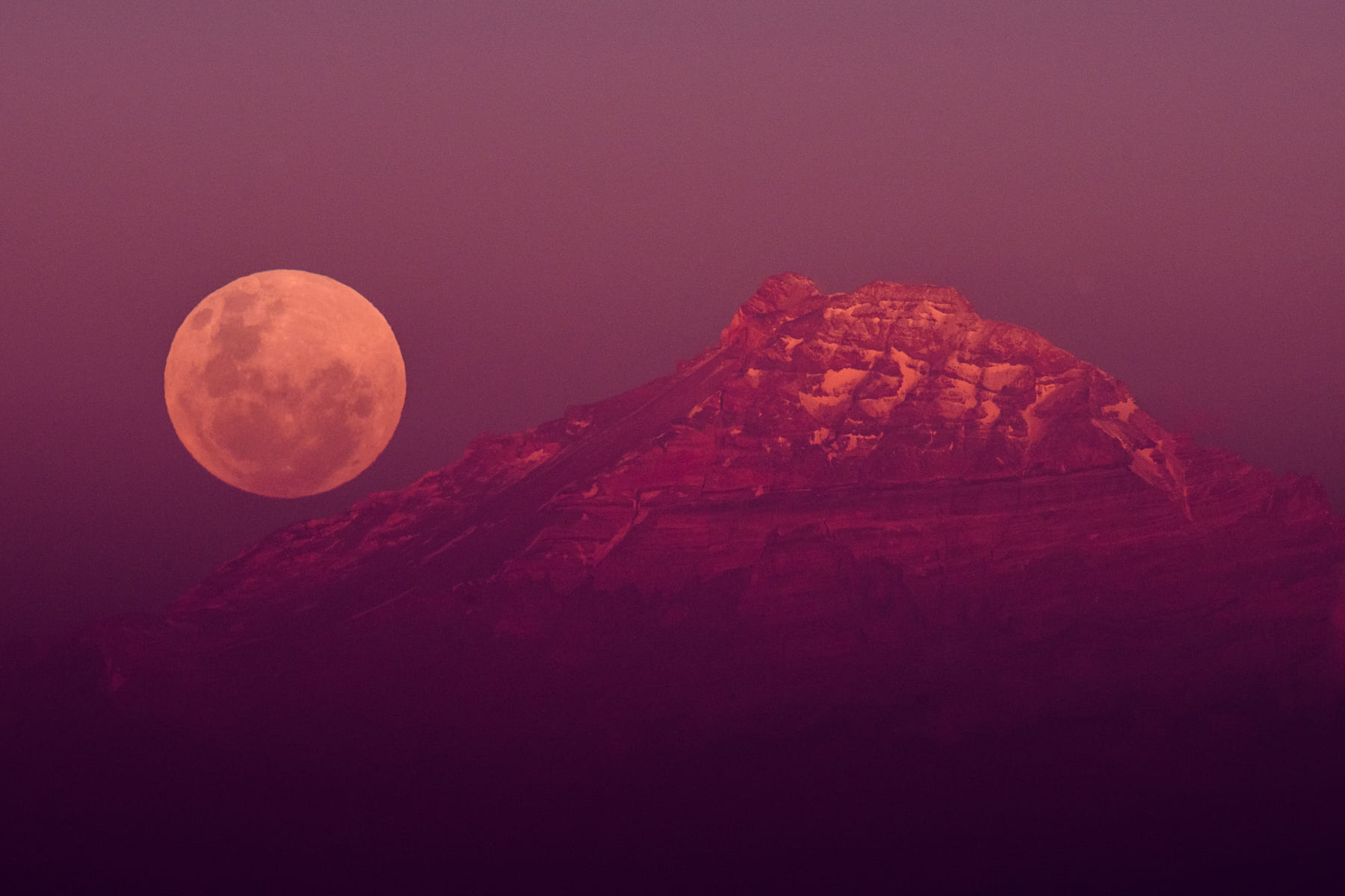CAP_Moons_1800_-20
