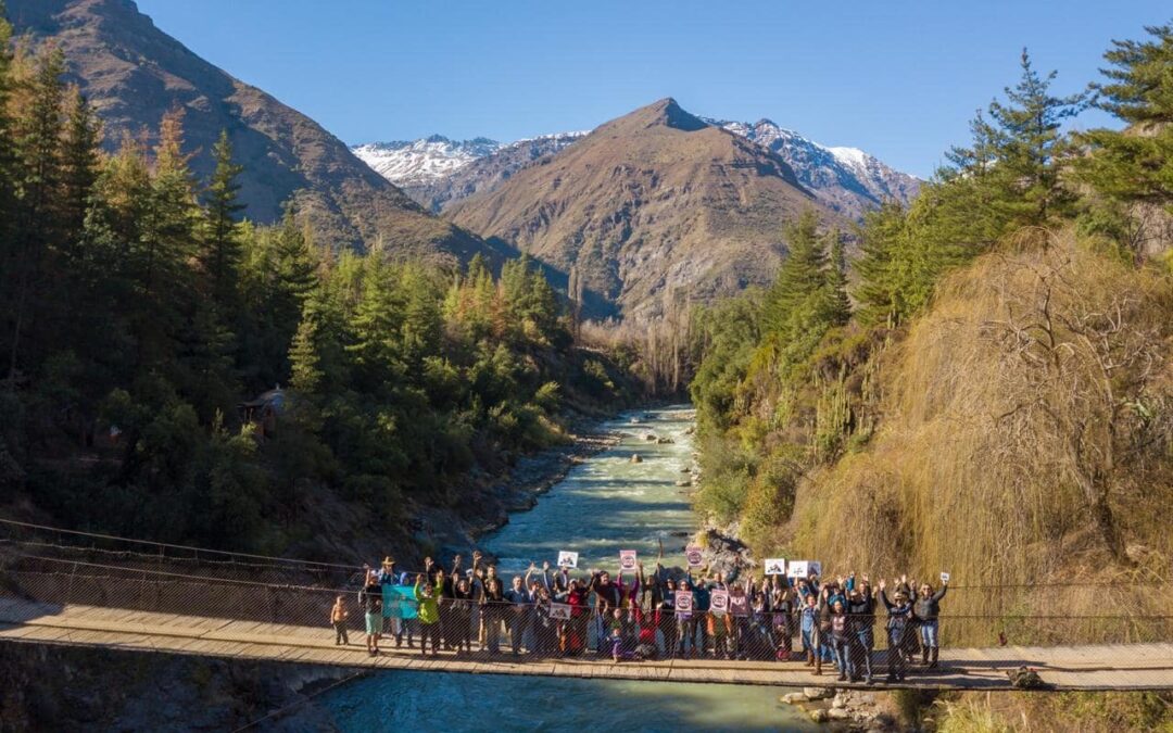 Chilenos lanzan iniciativa que tiene como objetivo dar a conocer el recorrido de las aguas del Río Maipo, desde la cordillera hasta el mar