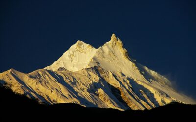 ¡Un hecho histórico!:  Janice Rot y Nicolás Horta, la primera chilena y el chileno más joven en subir la cumbre del Manaslu sin oxígeno ni sherpas