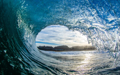Viajando en busca de la mejor ola: La trayectoria de Pablo Jiménez, fotógrafo acuático con enfoque especial en el surf