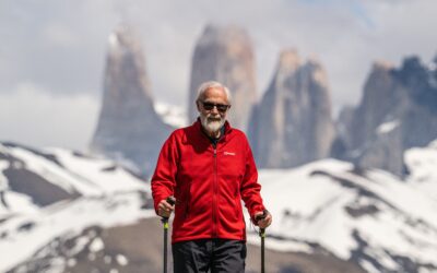 Sir Chris Bonington, leyenda británica del montañismo, vuelve a Torres del Paine para un documental que revive su histórica ascensión de 1963