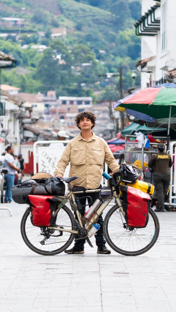 El fundador de Patagonia, Yvon Chouinard, donó la propiedad de la compañía para combatir la crisis climática global